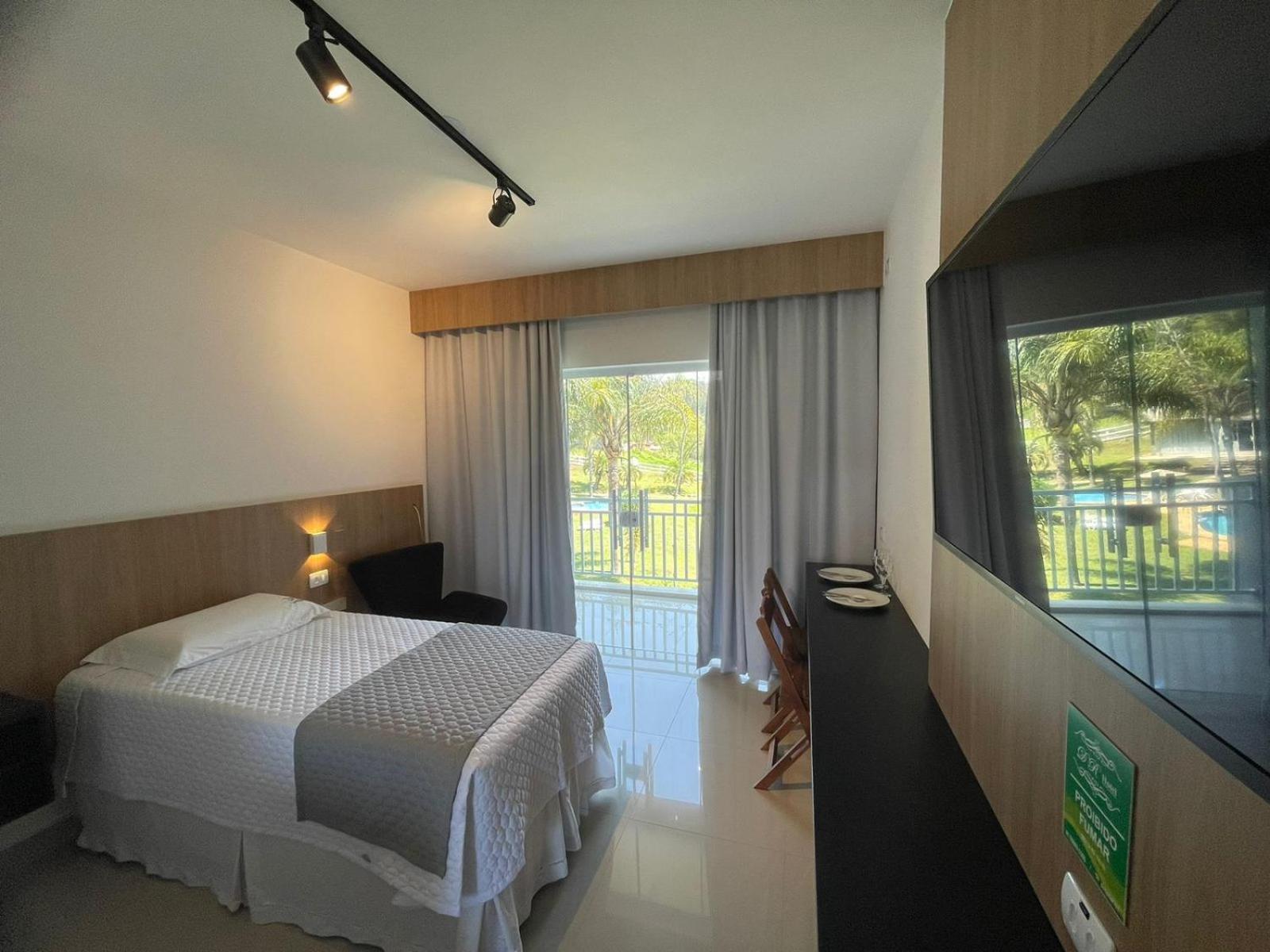 Dr Hotel Rio Branco Do Sul Bagian luar foto
